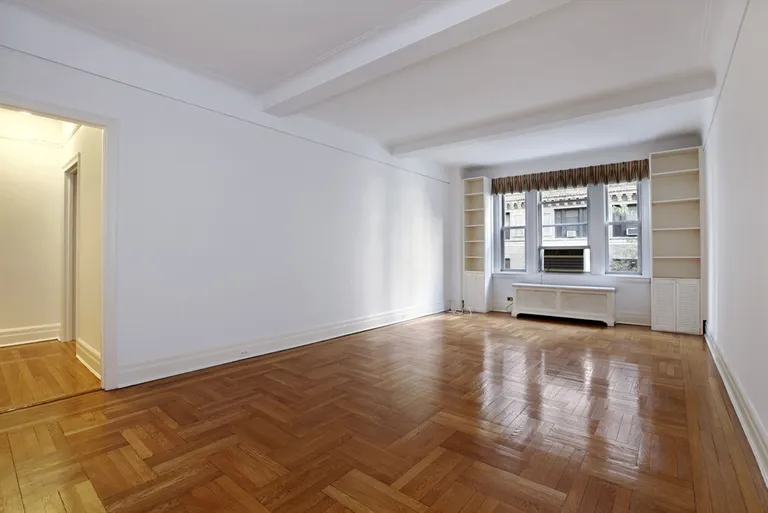 New York City Real Estate | View 470 West End Avenue, 3D | room 6 | View 7