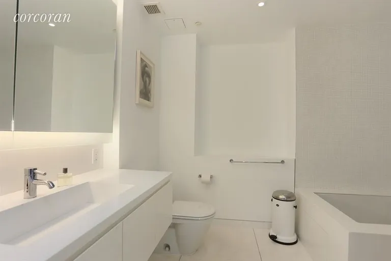 New York City Real Estate | View 1 Grand Army Plaza, 3K | Bathroom | View 6