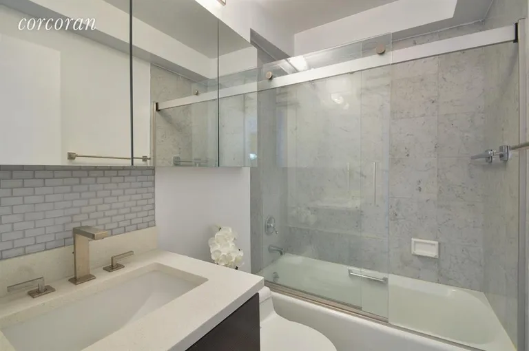 New York City Real Estate | View 404 East 79th Street, 10G | Bathroom | View 8