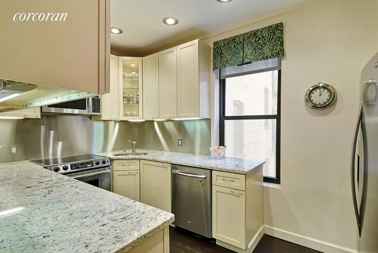 New York City Real Estate | View 125 Eastern Parkway, 2DE | Updated kitchen.... | View 4