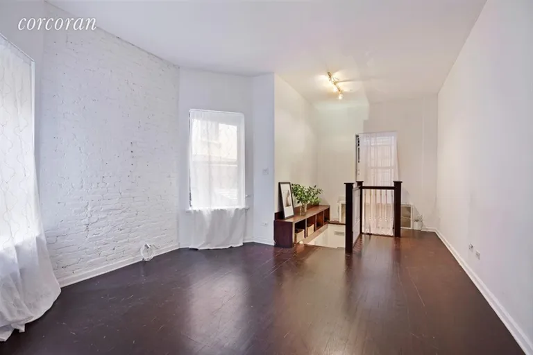 New York City Real Estate | View 128 East 83rd Street, 1B | room 5 | View 6