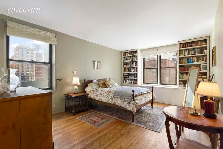 New York City Real Estate | View 30 East 9th Street, 6LL | 04 | View 4