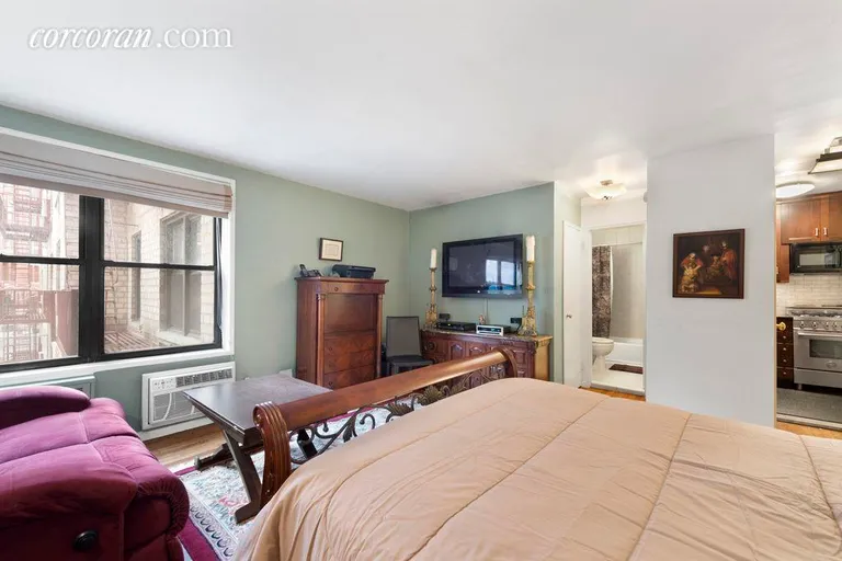 New York City Real Estate | View 165 Christopher Street, 2P | 1 Bath | View 1