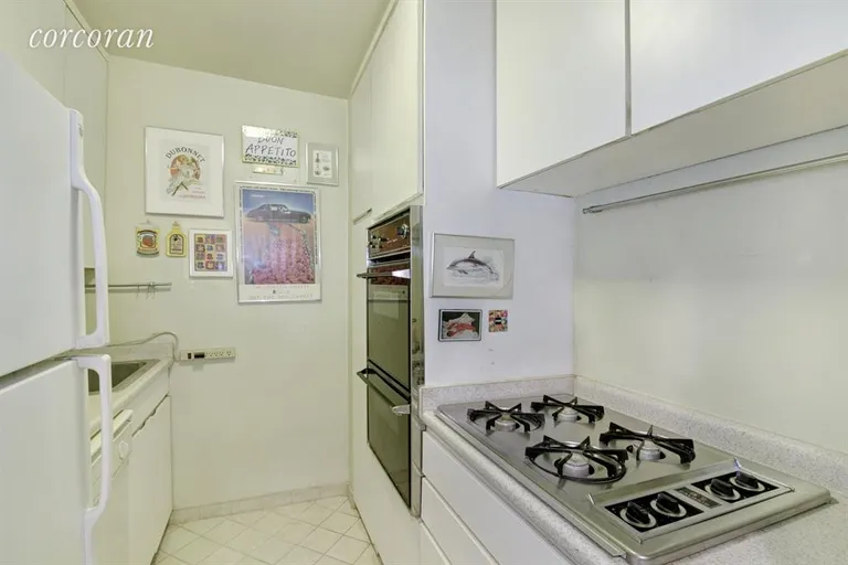 New York City Real Estate | View 201 East 66th Street, 6F | Kitchen | View 4
