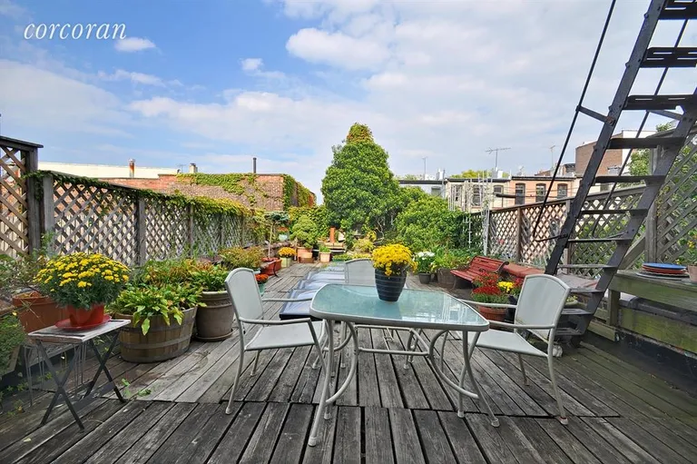 New York City Real Estate | View 291 8th Street | Side Yard | View 6