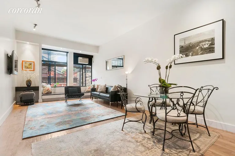 New York City Real Estate | View 100 West 72Nd Street, 6E | 2 Beds, 1 Bath | View 1