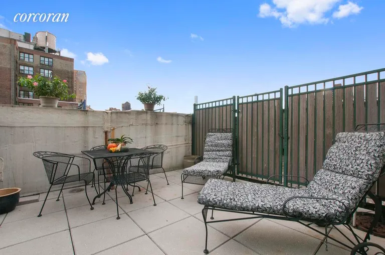 New York City Real Estate | View 100 West 72Nd Street, 6E | Terrace | View 4