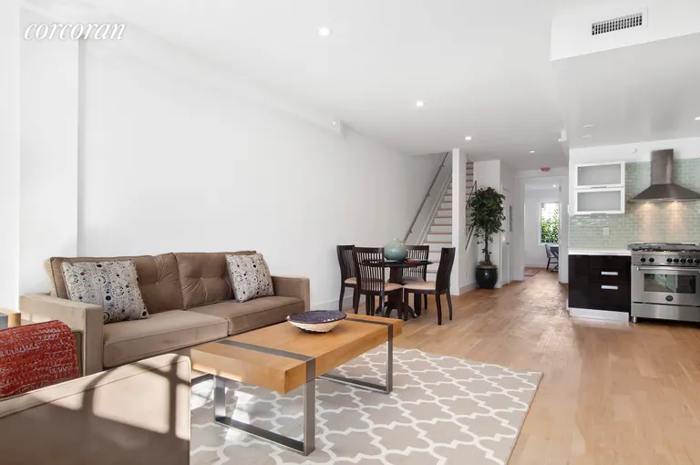 New York City Real Estate | View 817 Dekalb Avenue, 1 | Great Room  | View 2