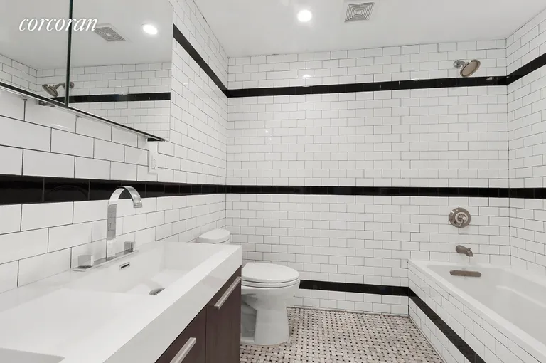 New York City Real Estate | View 817 Dekalb Avenue, 1 | Bathroom | View 3