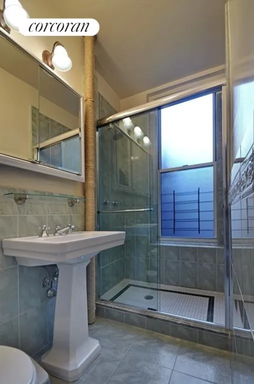 New York City Real Estate | View 310 West 94th Street, 6AE | Bathroom | View 7