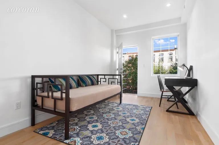 New York City Real Estate | View 817 Dekalb Avenue, 3 | Bedroom | View 5