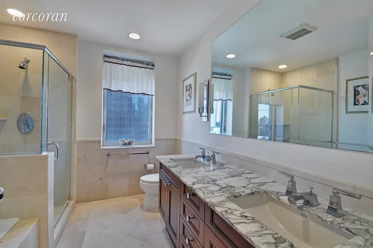 New York City Real Estate | View 401 East 60th Street, 17A | Bathroom | View 6
