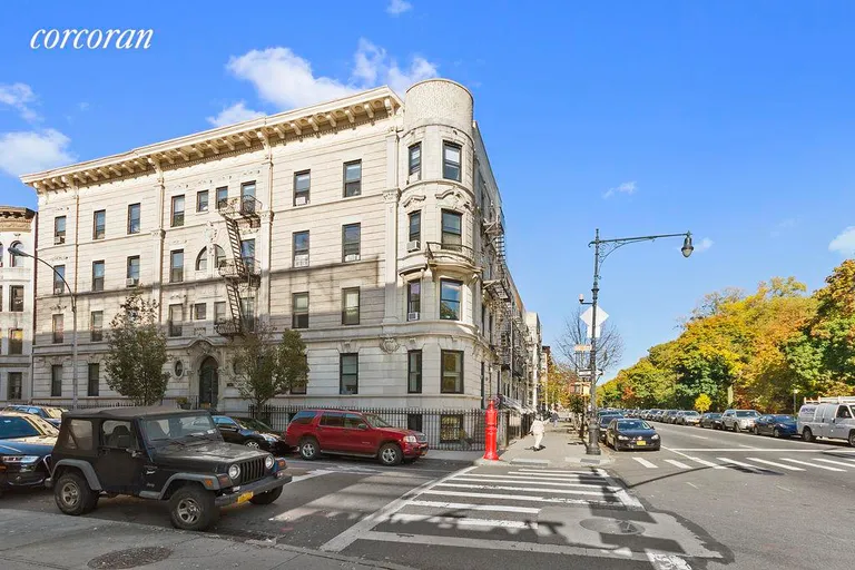 New York City Real Estate | View 186 Prospect Park West, C4 | Entrance on 14th | View 6
