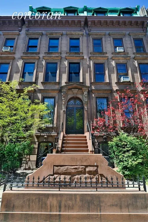 New York City Real Estate | View 294 Washington Avenue, 1 | Front View | View 10