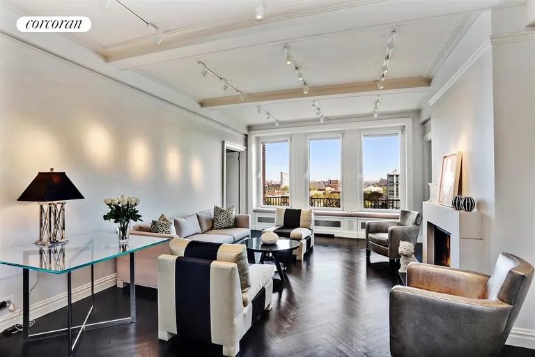 New York City Real Estate | View 25 East End Avenue, 10C | 2 Beds, 2 Baths | View 1