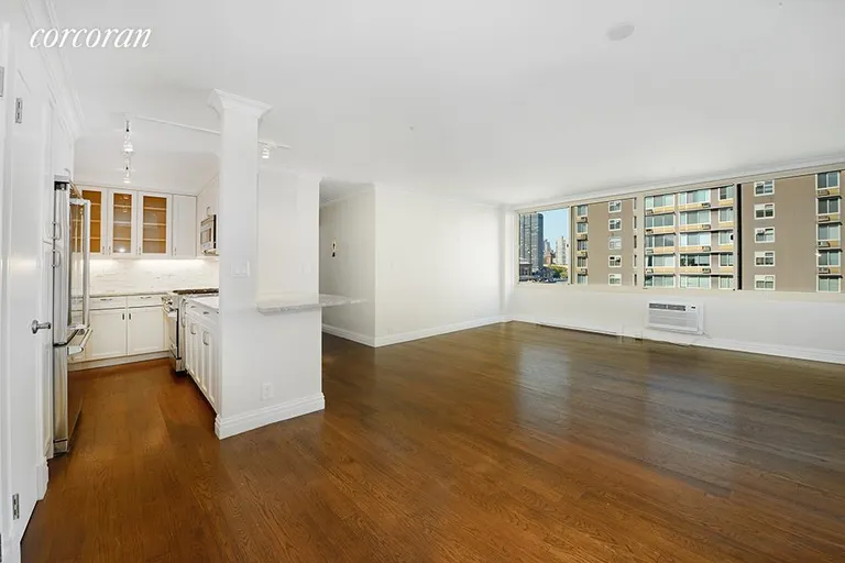New York City Real Estate | View 555 Main Street, 804 | 2 Beds, 2 Baths | View 1
