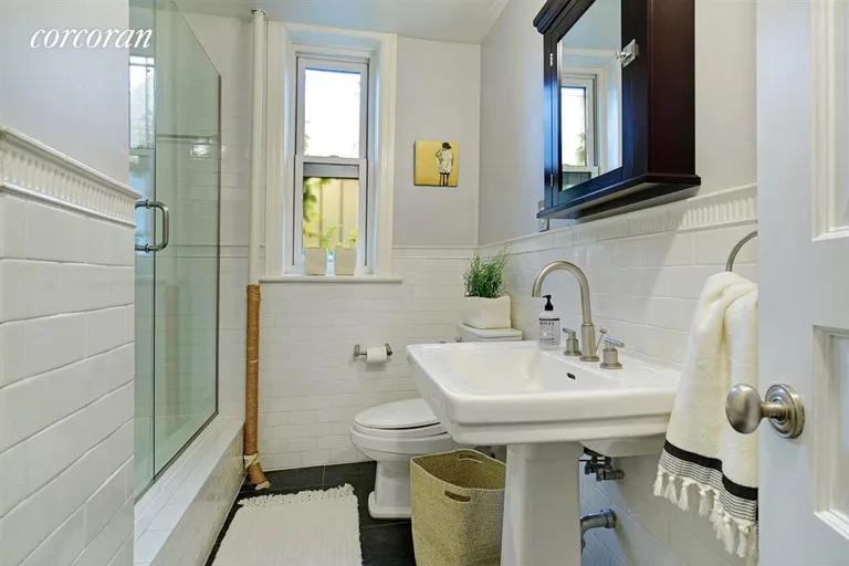 New York City Real Estate | View 404 6th Avenue, 1L | Bathroom | View 7