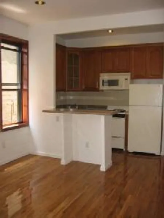 New York City Real Estate | View 423 16th Street, 16 | room 2 | View 3