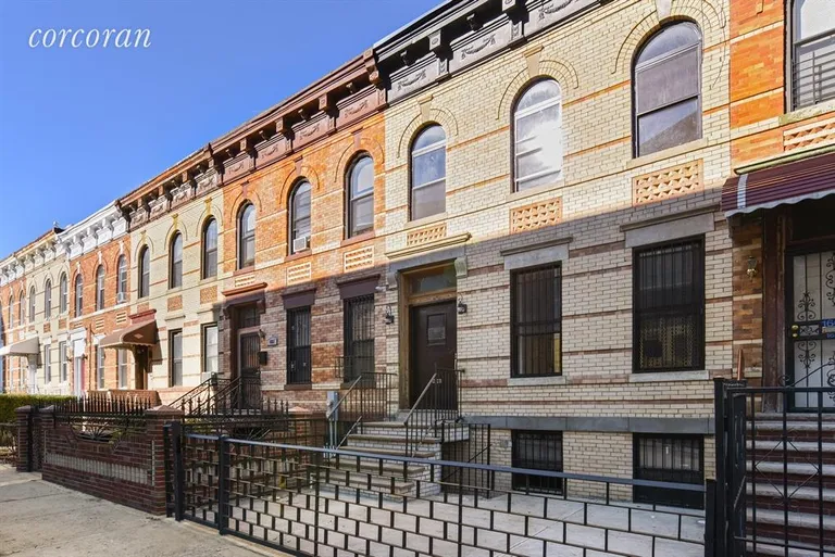 New York City Real Estate | View 1663 Lincoln Place | 6 Beds, 2 Baths | View 1
