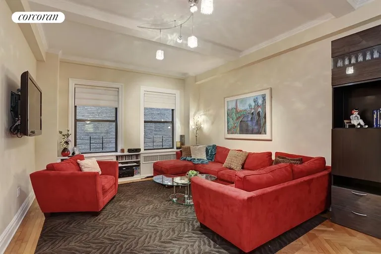 New York City Real Estate | View 215 West 90th Street, 8F | Living Room | View 4