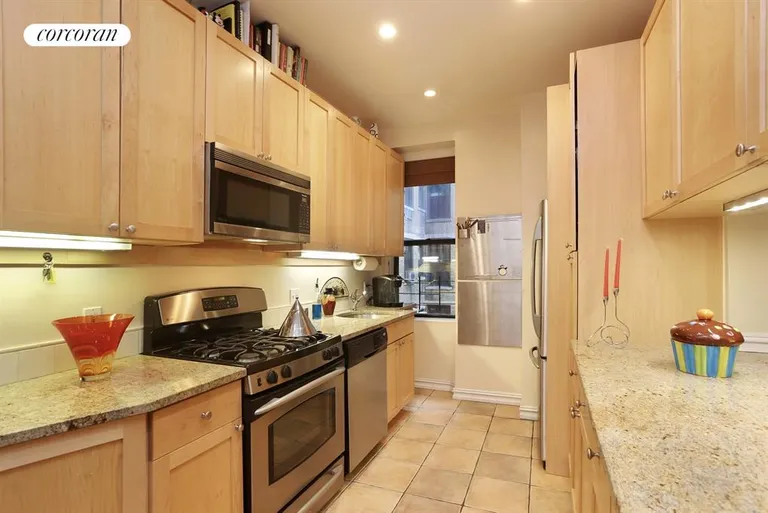 New York City Real Estate | View 215 West 90th Street, 8F | Kitchen | View 3