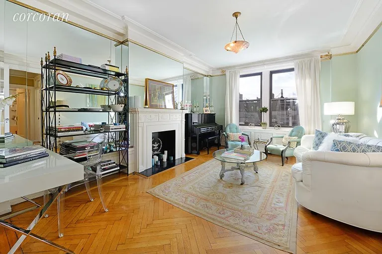New York City Real Estate | View 255 West 84th Street, 5C | 2 Beds, 2 Baths | View 1
