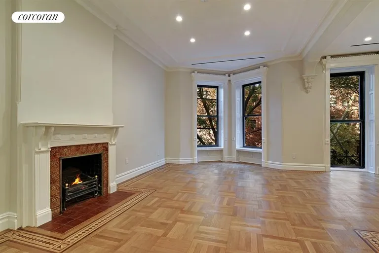 New York City Real Estate | View 190 Saint Johns Place, 2 | Living Room | View 8