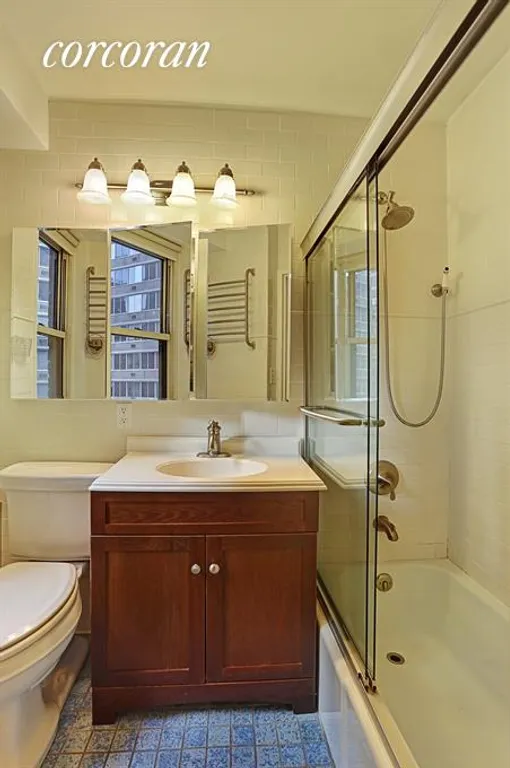 New York City Real Estate | View 400 East 54th Street, 6G | Renovated Windowed Bathroom | View 4