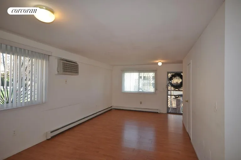 New York City Real Estate | View 2519 Lodovick Avenue, 1 | 3 Beds, 1 Bath | View 1