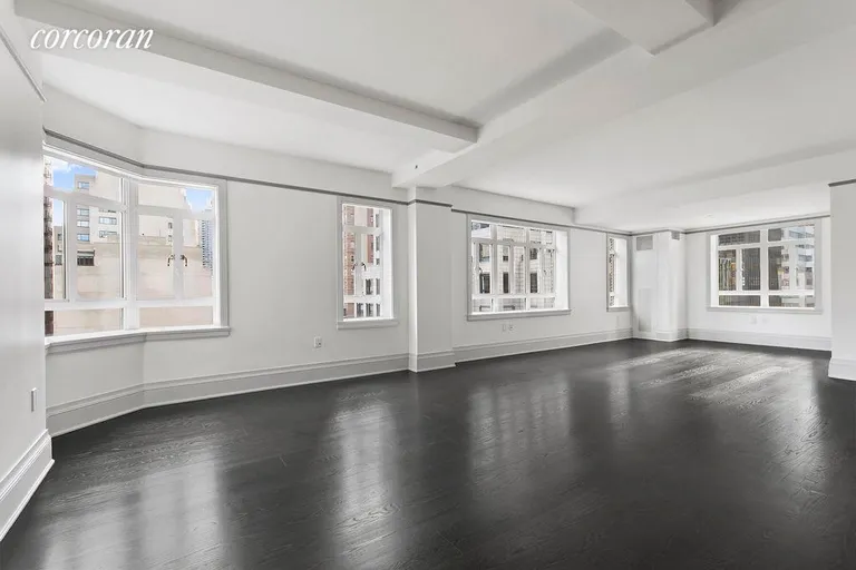 New York City Real Estate | View 21 East 61st Street, 10B | room 6 | View 7