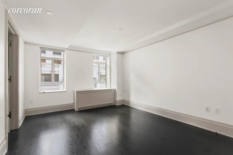 New York City Real Estate | View 21 East 61st Street, 10B | room 9 | View 10
