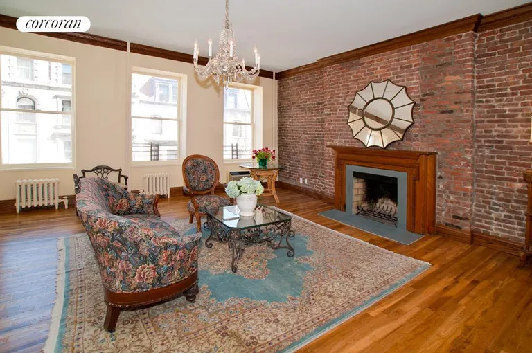 New York City Real Estate | View 140 West 80th Street, 4 | room 1 | View 2