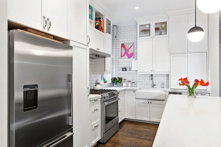 New York City Real Estate | View 187 Hicks Street, 7D | Beautiful, newly renovated kitchen | View 3