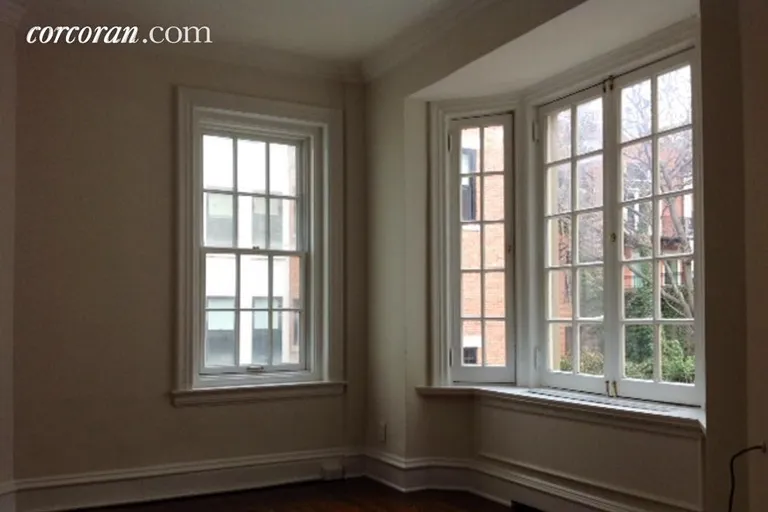 New York City Real Estate | View 119 East 64th Street, 4B | room 1 | View 2