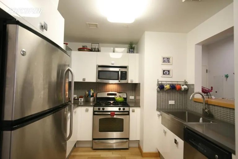 New York City Real Estate | View 318 Knickerbocker Avenue, 2K | room 6 | View 7