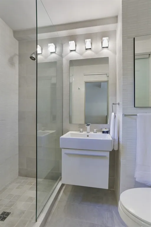 New York City Real Estate | View 1 West 67th Street, 309 | Bathroom | View 7