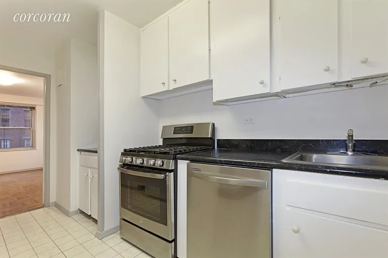 New York City Real Estate | View 15 West 72Nd Street, 3E | Kitchen | View 3