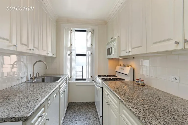 New York City Real Estate | View 230 East 73rd Street, 11D | room 1 | View 2