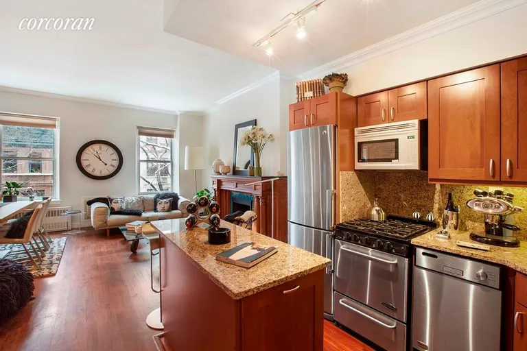 New York City Real Estate | View 14 West 95th Street, 3 | room 1 | View 2