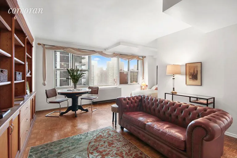 New York City Real Estate | View 400 East 85th Street, 18E | 1 Bath | View 1