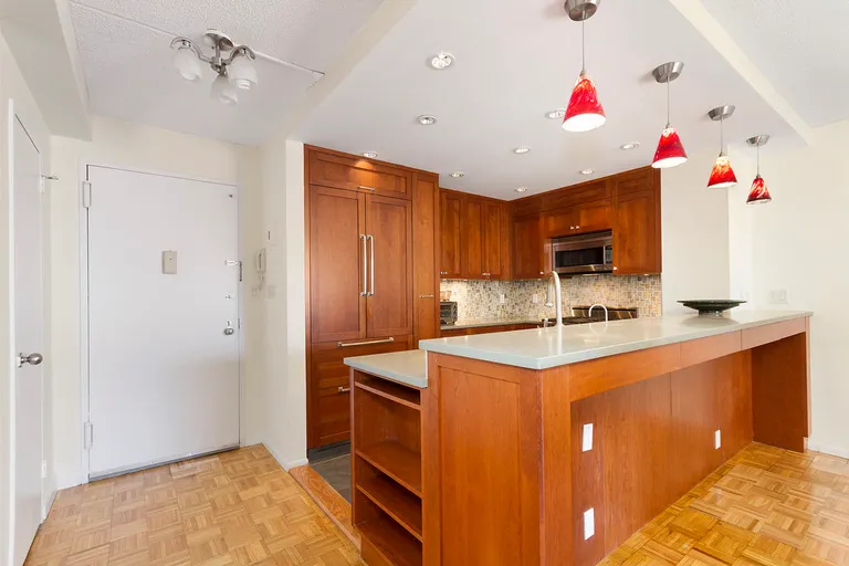 New York City Real Estate | View 100 WEST 89TH STREET, 6K | 2 | View 2