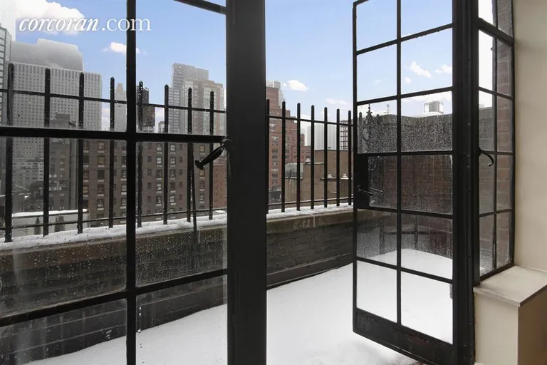 New York City Real Estate | View 230 East 50th Street, 11A | room 1 | View 2