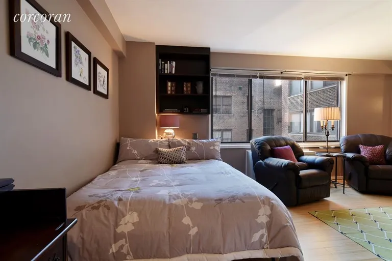 New York City Real Estate | View 201 West 21st Street, 6K | Bedroom | View 5