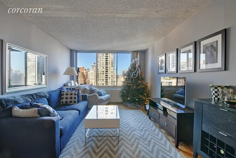 New York City Real Estate | View 404 East 79th Street, 18E | 1 Bed, 1 Bath | View 1