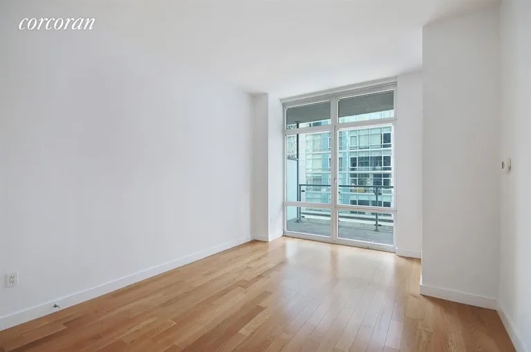 New York City Real Estate | View 555 West 59th Street, 5G | Spacious master bedroom | View 6