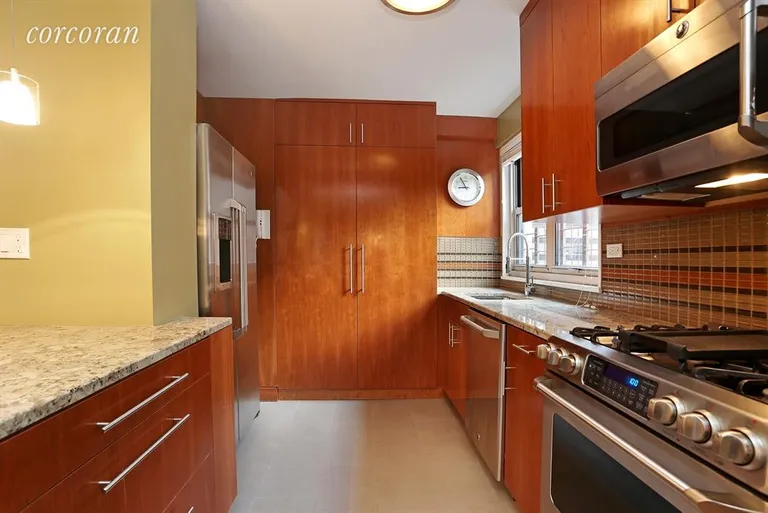 New York City Real Estate | View 77 West 55th Street, 8B | Kitchen | View 3