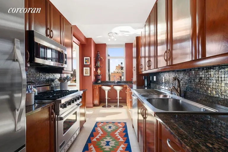 New York City Real Estate | View 181 East 90th Street, 15A | 1 | View 3