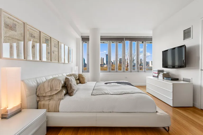New York City Real Estate | View 2 River Terrace, 3T | 2. Master Bedroom | View 2