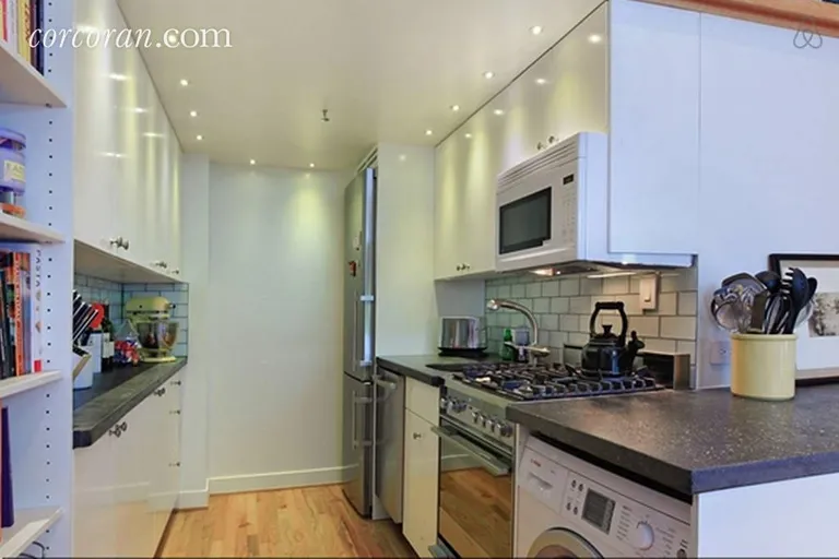 New York City Real Estate | View 268 Berkeley Place, 4 | room 3 | View 4
