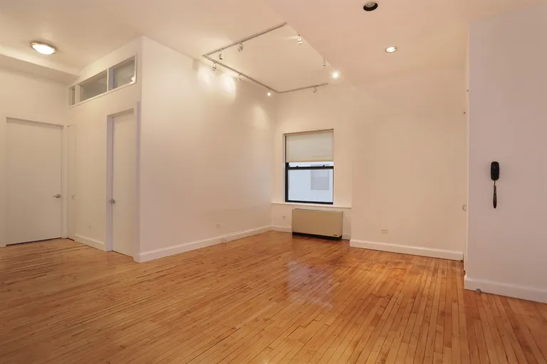 New York City Real Estate | View 65 West 13th Street, 5A | 2 Beds, 1 Bath | View 1